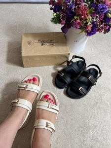 صندل56985 مدل دو سگک پشت بندی