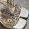 صندل پاشنه 6 سانت وارداتی 2-850مدل هرمس نگین کار شده جلو استیل رنگ کرم سایز 36
