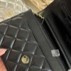 کیف وارداتی مستر AP0250 مدل ورنی شنل دوزی رنگ طلایی