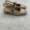 عروسکی پاشنه 5سانت وارداتی 583-1 بایلی کوکو مدل پشت باز یراق گرد رنگ خاکی سایز 40