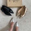 پاشنه 3 سانت Y6583 مدل نوک تیز ساده رنگ نقره ای سایز 37